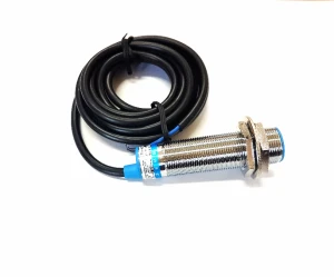 Czujnik indukcyjny LJ18A3-5-J/EZ